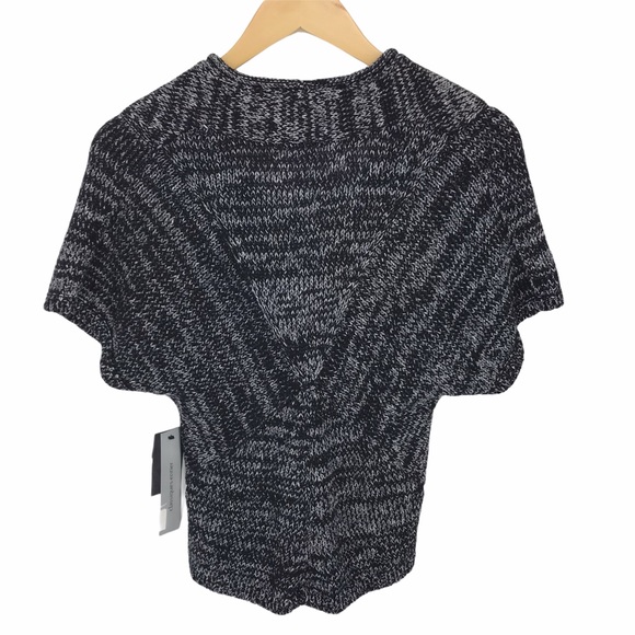 Nordstrom Classiques Entier cardigan xs black V neck button detail - Picture 9 of 9